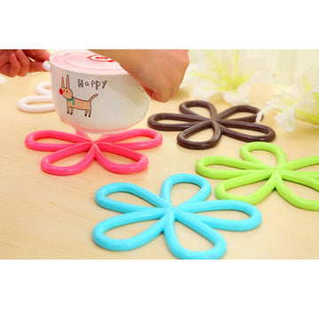 5-Pack: Shamrock-Shaped Anti-Slip Kitchen Mats